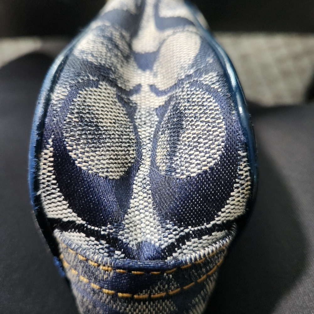 Coach Vintage Metallic Suede Signature Stripe Navy Demi - Picture 3 of 12